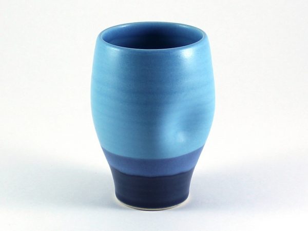 Thumb cup