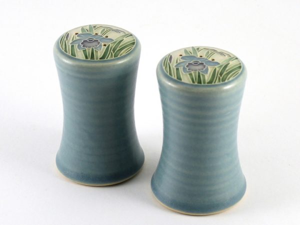 Daffodil salt and pepper set - Image 3