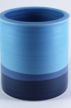 Utensil holder