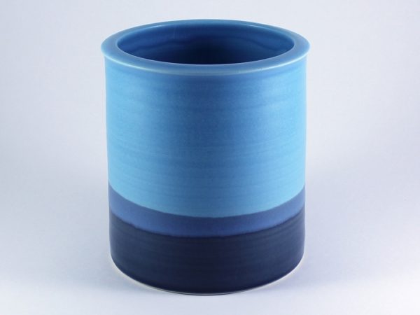 Utensil holder