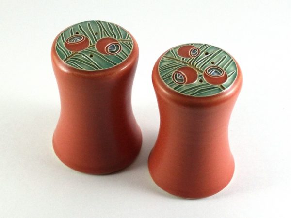 Yew salt and pepper set