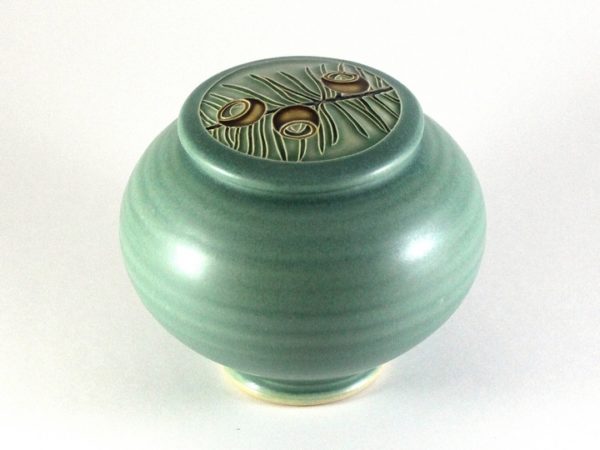 Yew covered jar - Image 2
