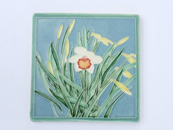 Daffodil tile