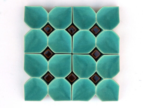 Brocade tile piece