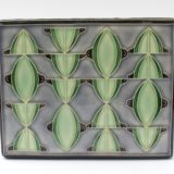 Hourglass tile