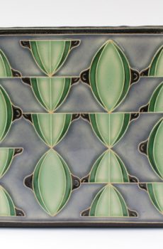 Hourglass tile