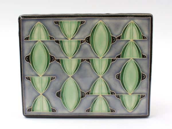 Hourglass tile