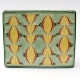 Hourglass tile