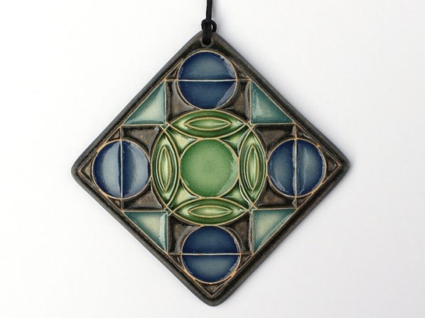 Split circles ornament