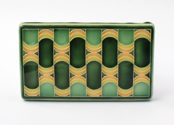 Waves tile