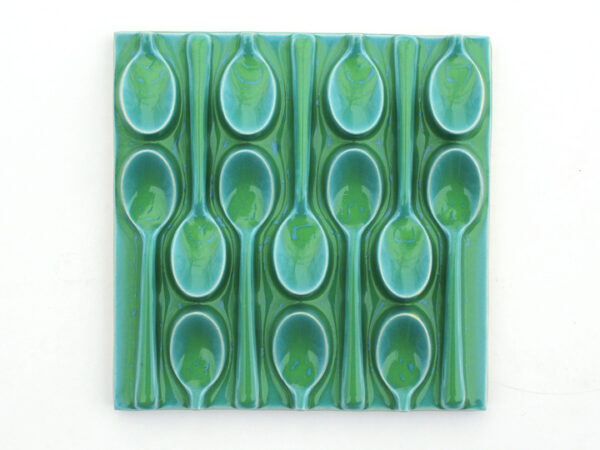 Spoon tile