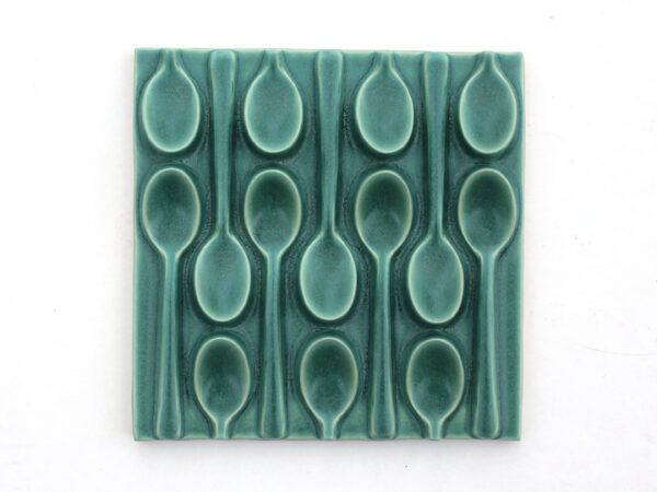 Spoon tile