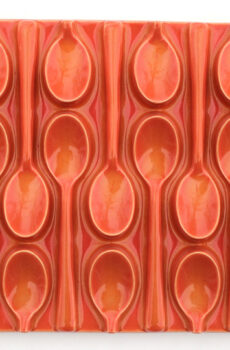 Spoon tile