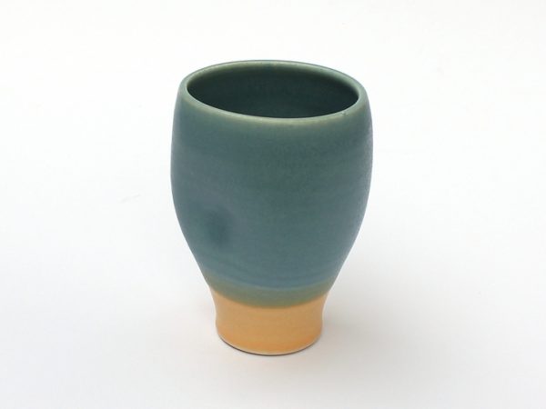 Thumb cup