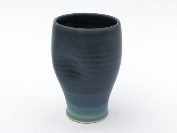Thumb cup