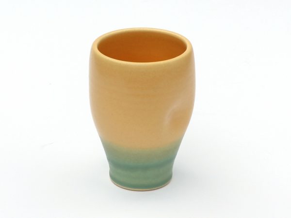 Thumb cup