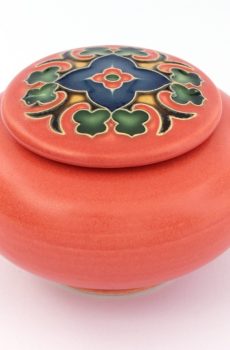 Trellis covered jar