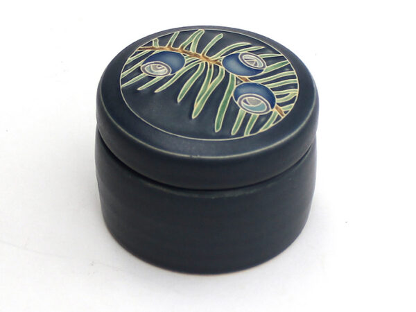 Yew trinket box